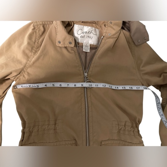 Coach Lightweight Hooded Jacket Size Small - Picture 16 of 16